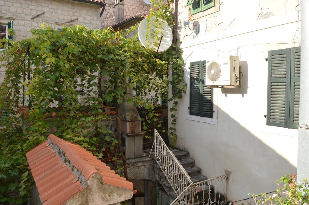Apartments Leo Kotor Pokoj fotografie